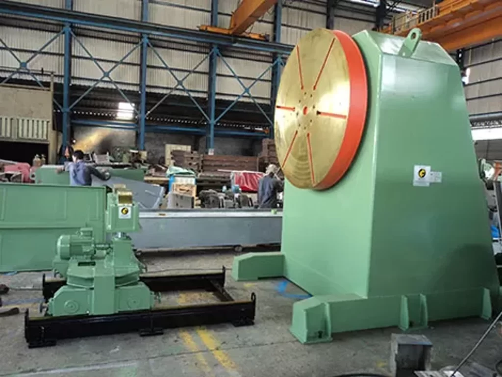 Headstock tailstock welding positioner machine used for rotating large industrial workpieces in fabrication workshop