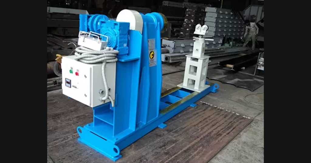 Industrial welding rotator machine used for pipe and cylindrical fabrication in workshop